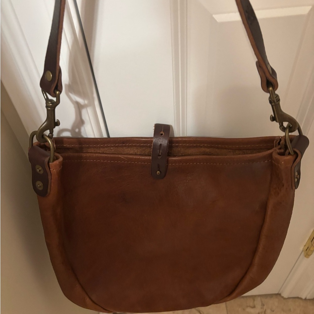 EUC  Go Forth Goods (GFG) Medium Celeste in Peanut Bison